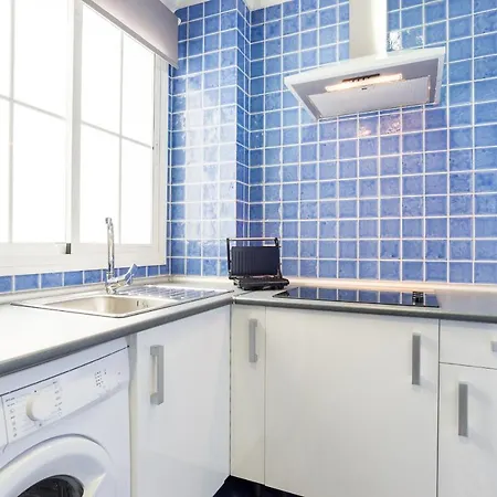Gr1-xl Apt For Big Groups-15min On Foot To Old Town Apartment